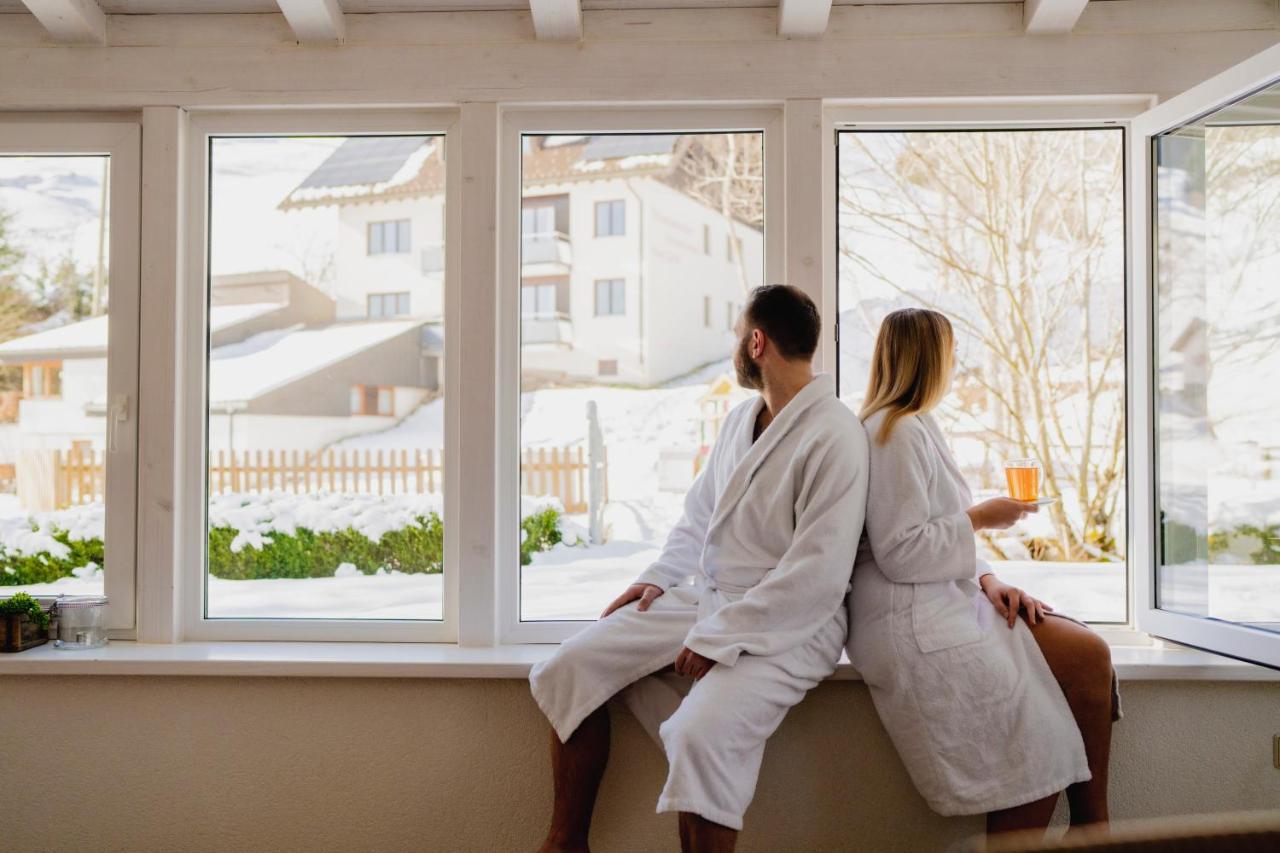 Gruener Baum Naturparkhotel & Schwarzwald-Restaurant Todtnau Eksteriør billede