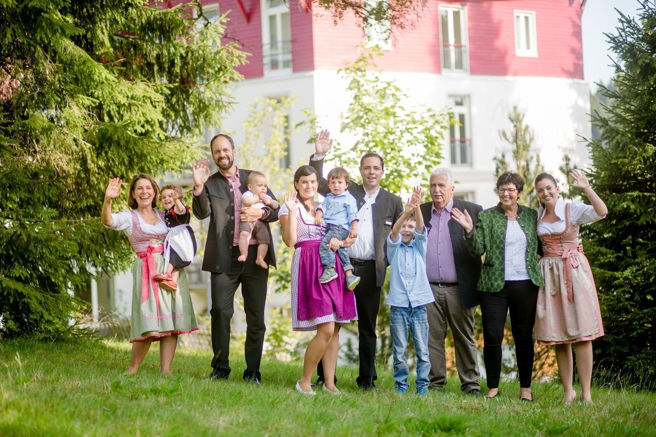 Gruener Baum Naturparkhotel & Schwarzwald-Restaurant Todtnau Eksteriør billede