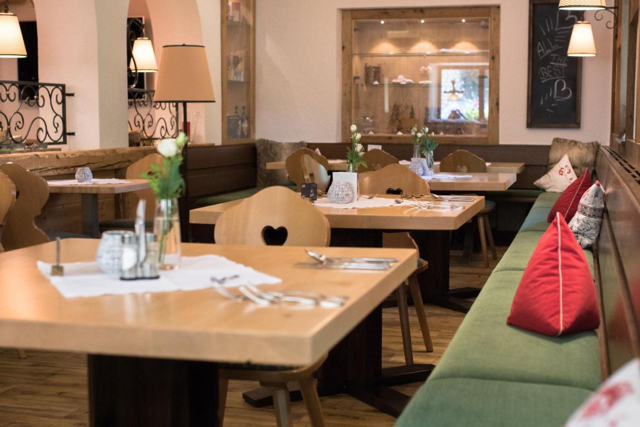Gruener Baum Naturparkhotel & Schwarzwald-Restaurant Todtnau Eksteriør billede